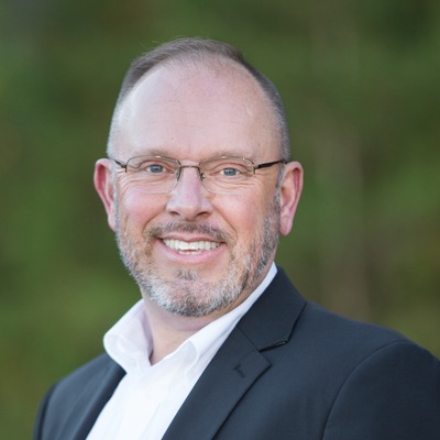 Michael Lewis
