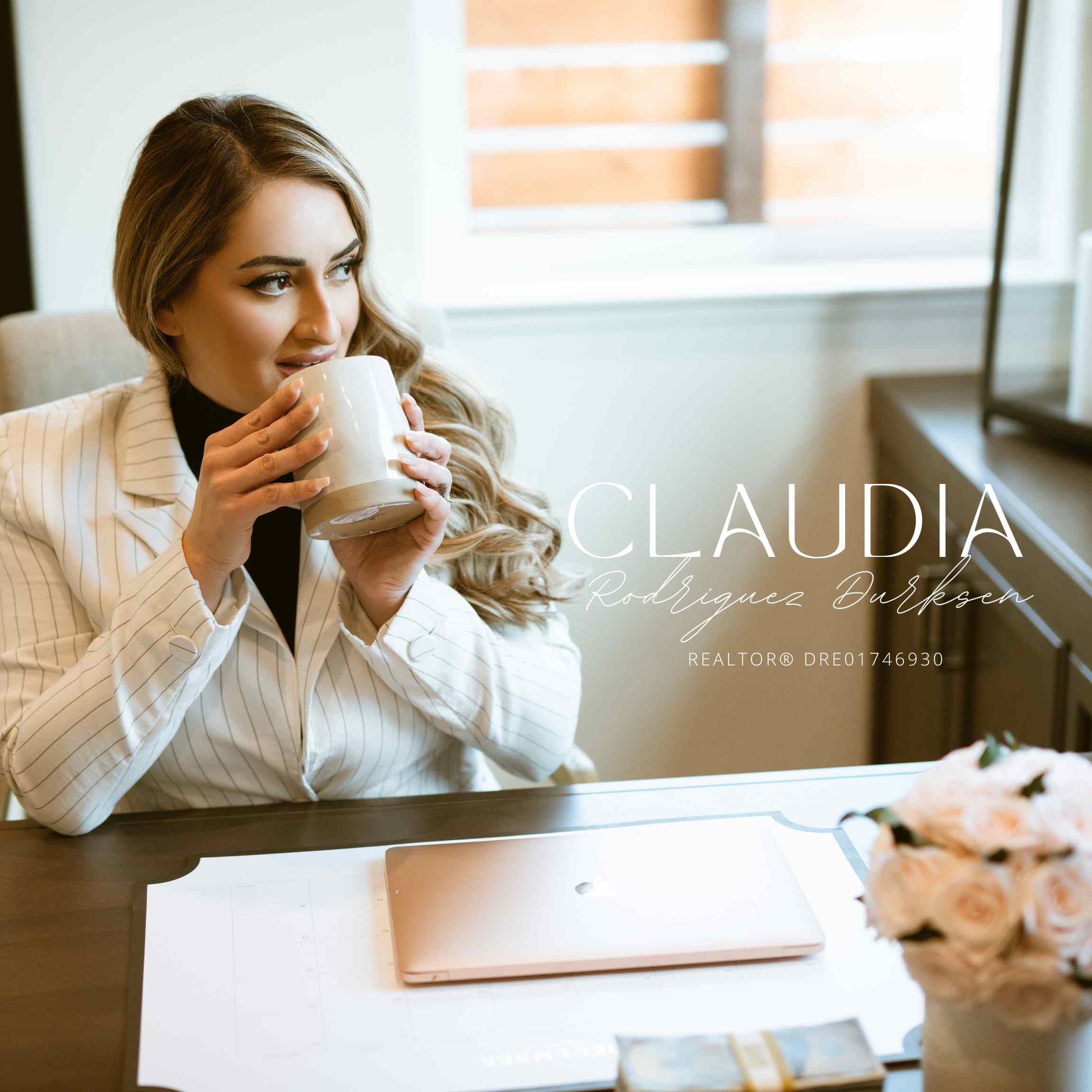 Claudia Durksen Custom Image