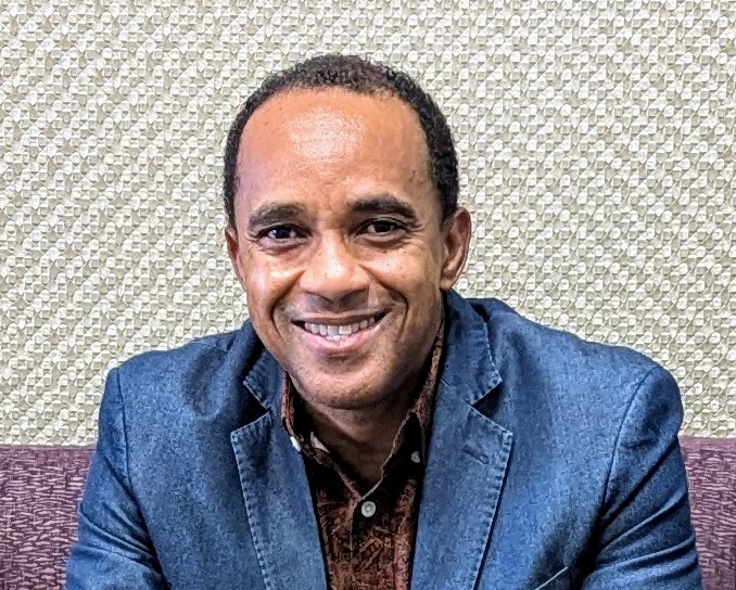 Oneil Cattnell Custom Image