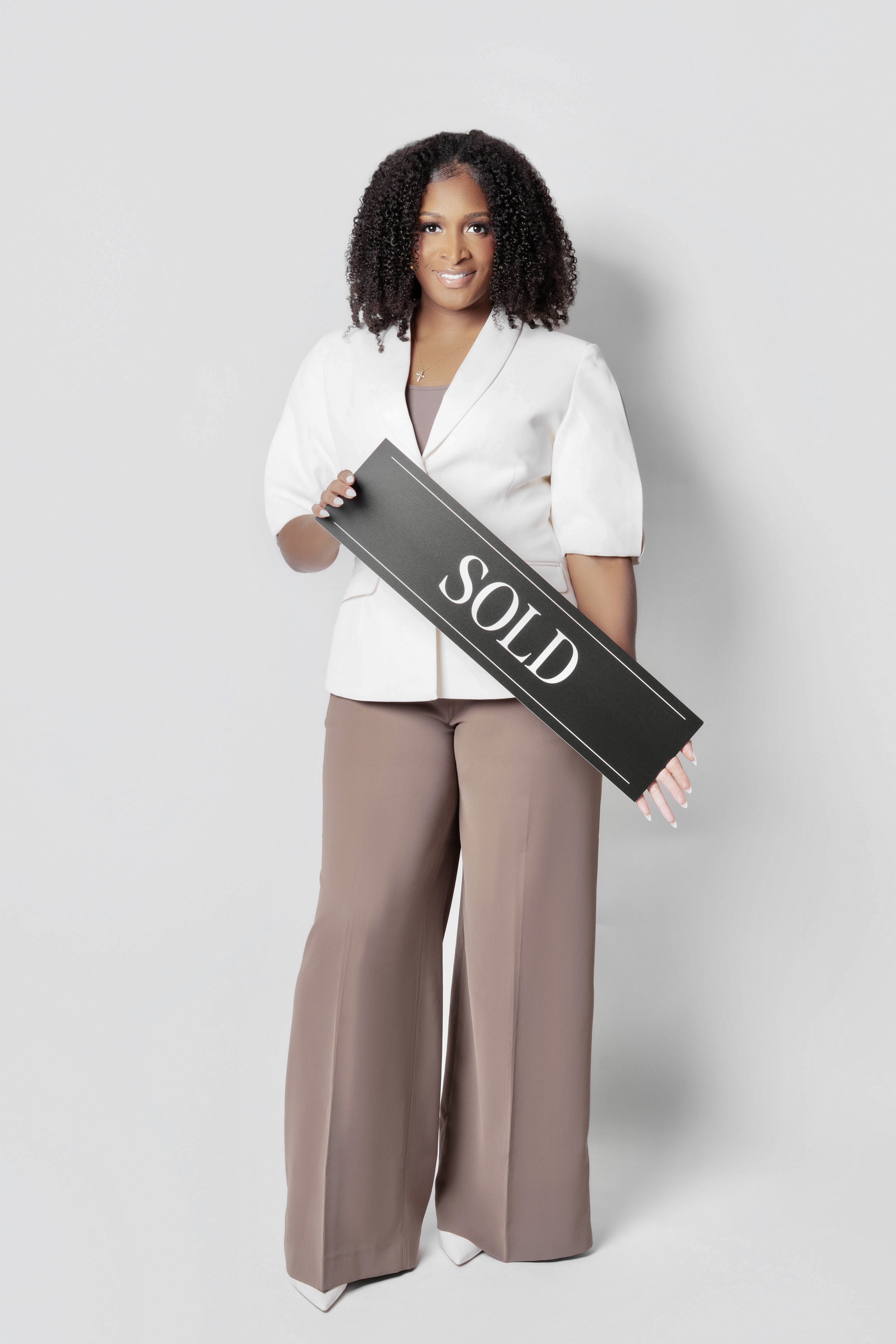 Rasheda Butts Custom Image