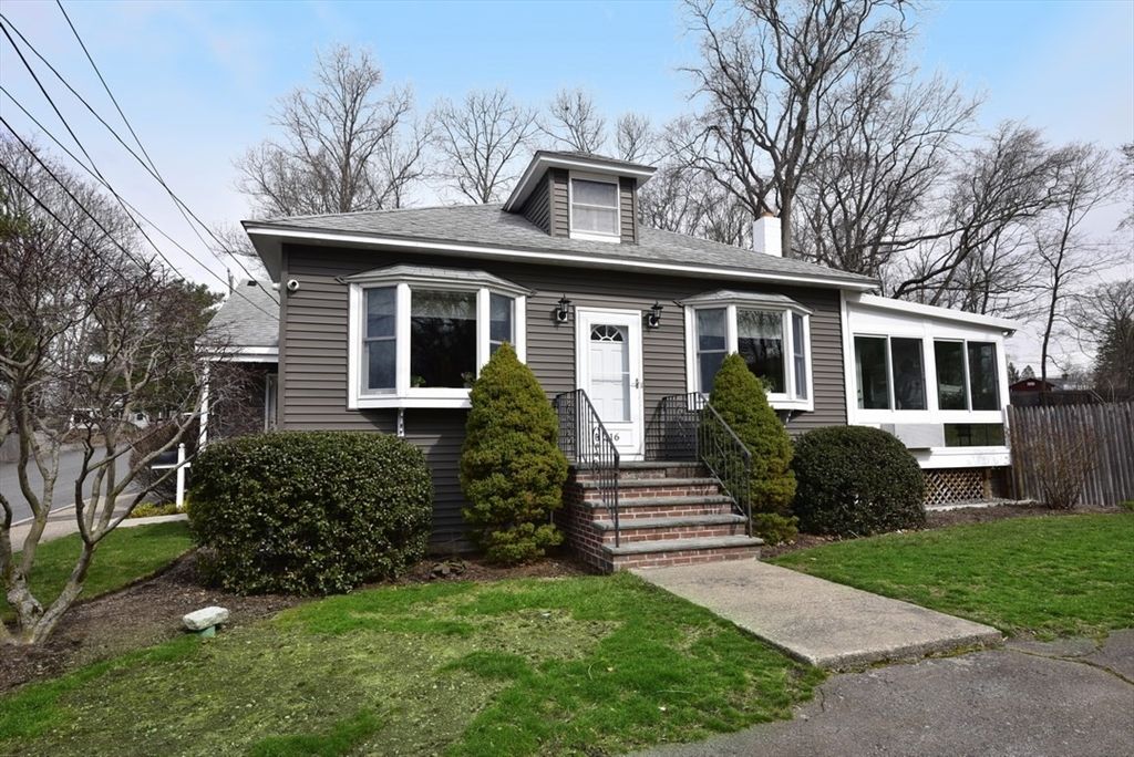 p-216-fisher-st-north-attleboro-02760-mlspinbridge-434