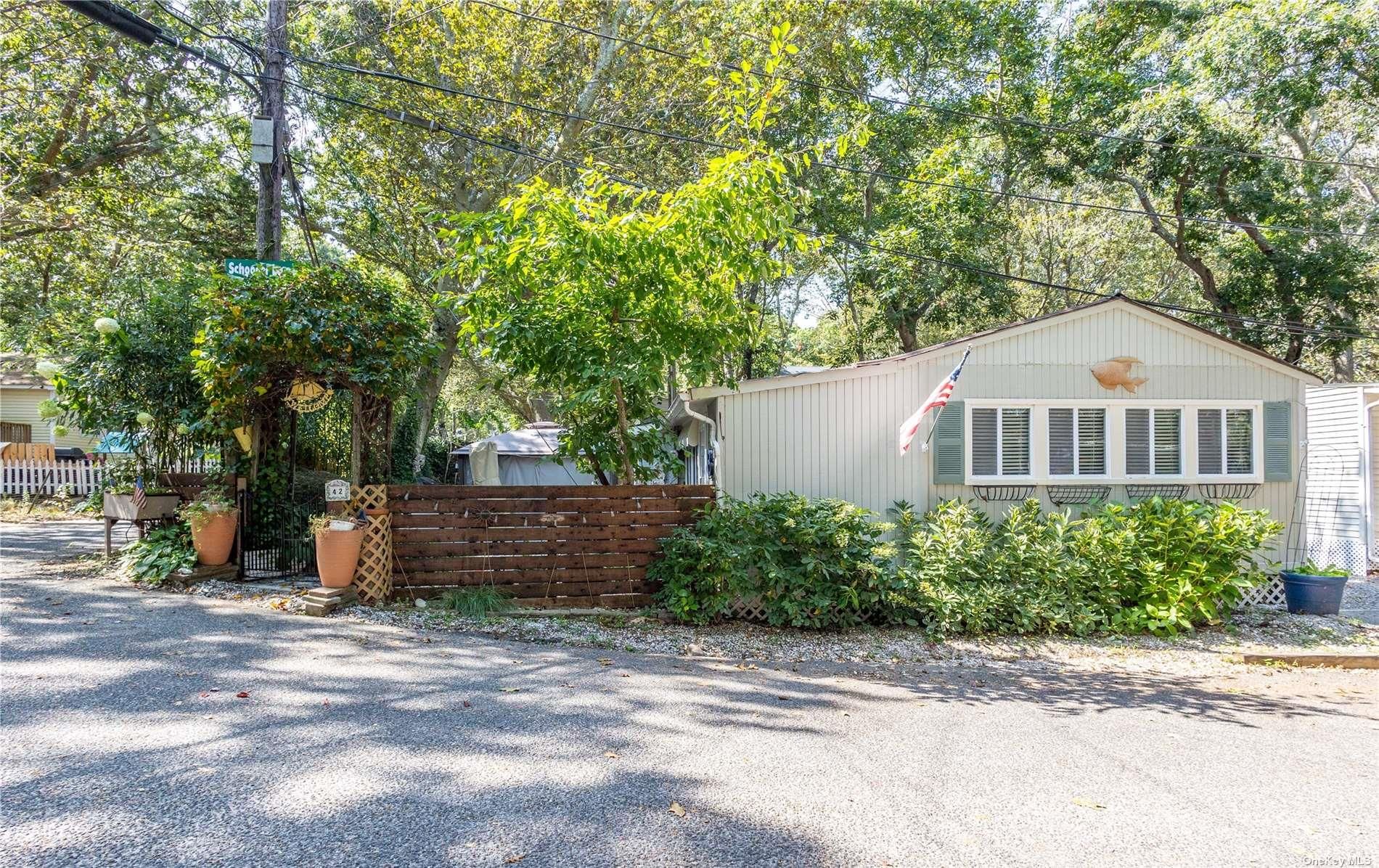 p-42-cottage-road-riverhead-11933-onekey2grid-803